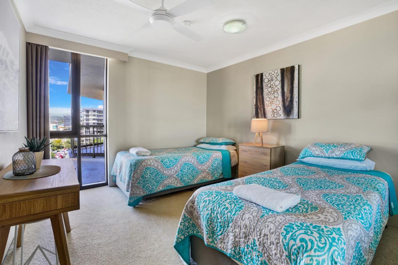 Beach Palms Holiday Apartments Гоулд Коуст Екстериор снимка