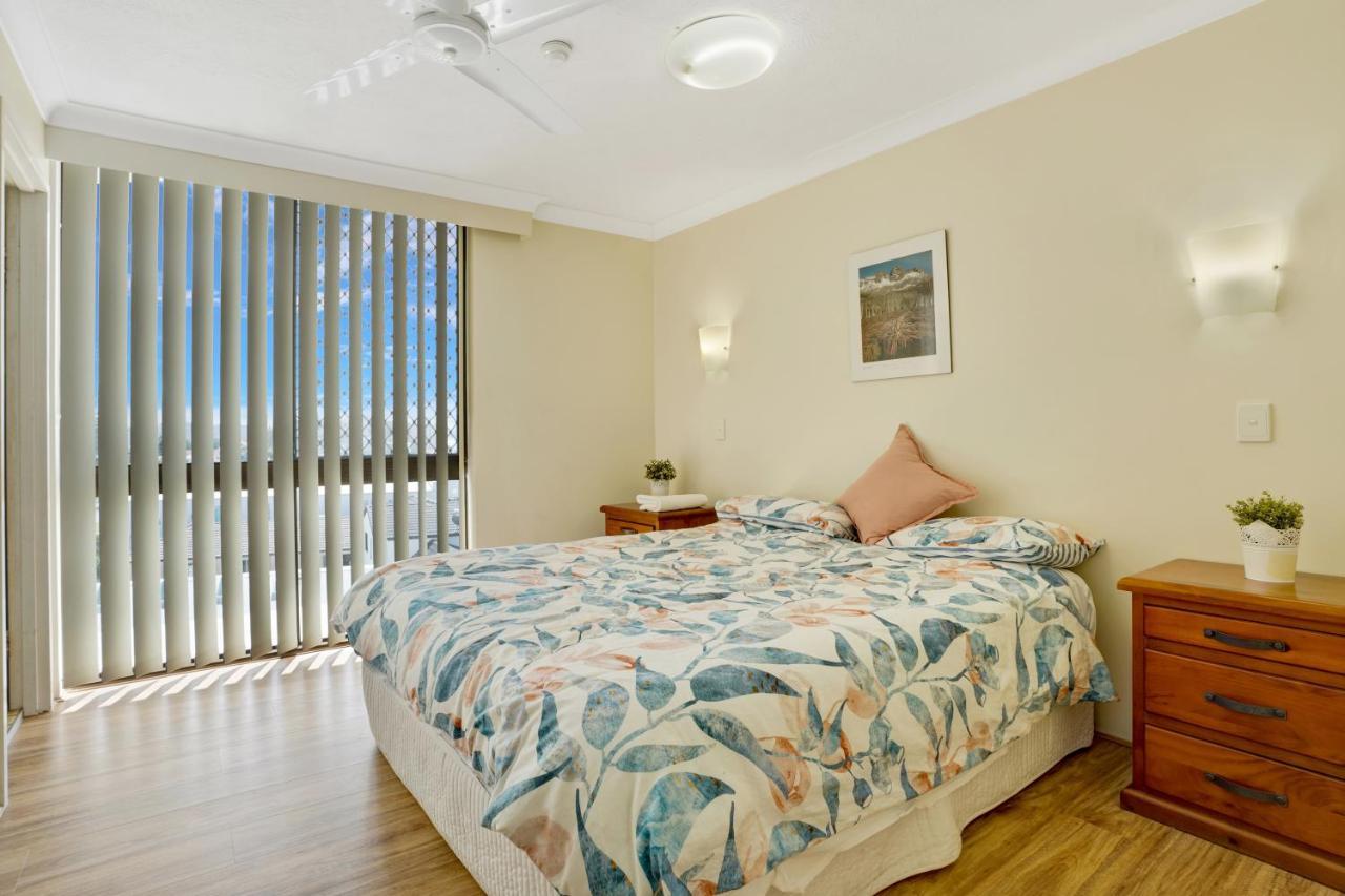 Beach Palms Holiday Apartments Гоулд Коуст Екстериор снимка