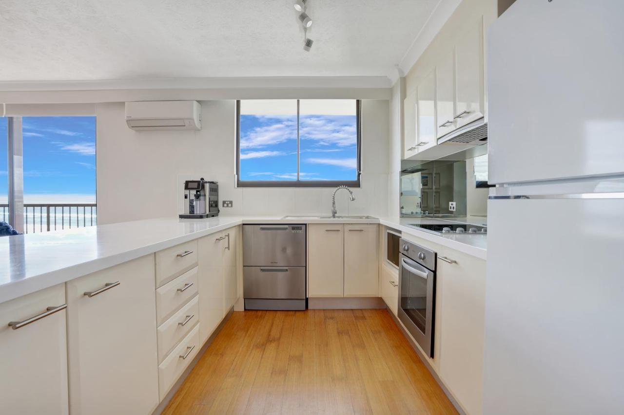 Beach Palms Holiday Apartments Гоулд Коуст Екстериор снимка