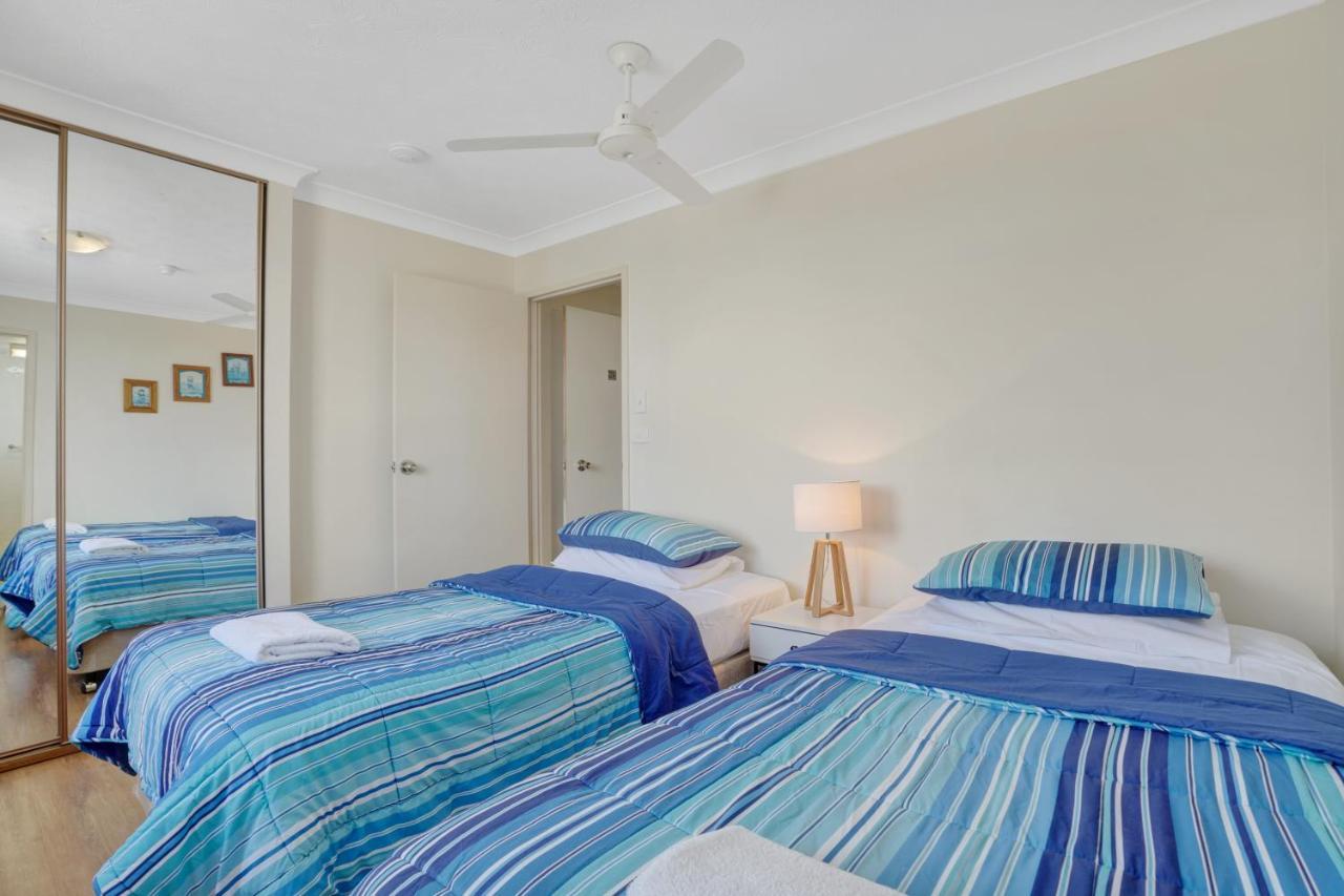 Beach Palms Holiday Apartments Гоулд Коуст Екстериор снимка
