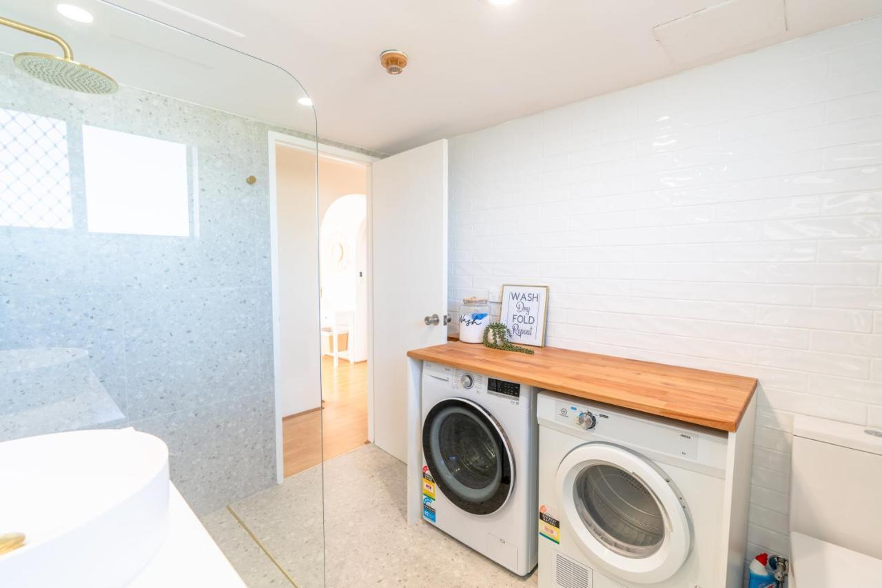 Beach Palms Holiday Apartments Гоулд Коуст Екстериор снимка