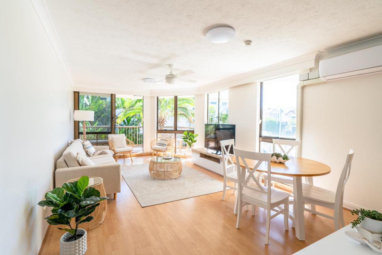 Beach Palms Holiday Apartments Гоулд Коуст Екстериор снимка
